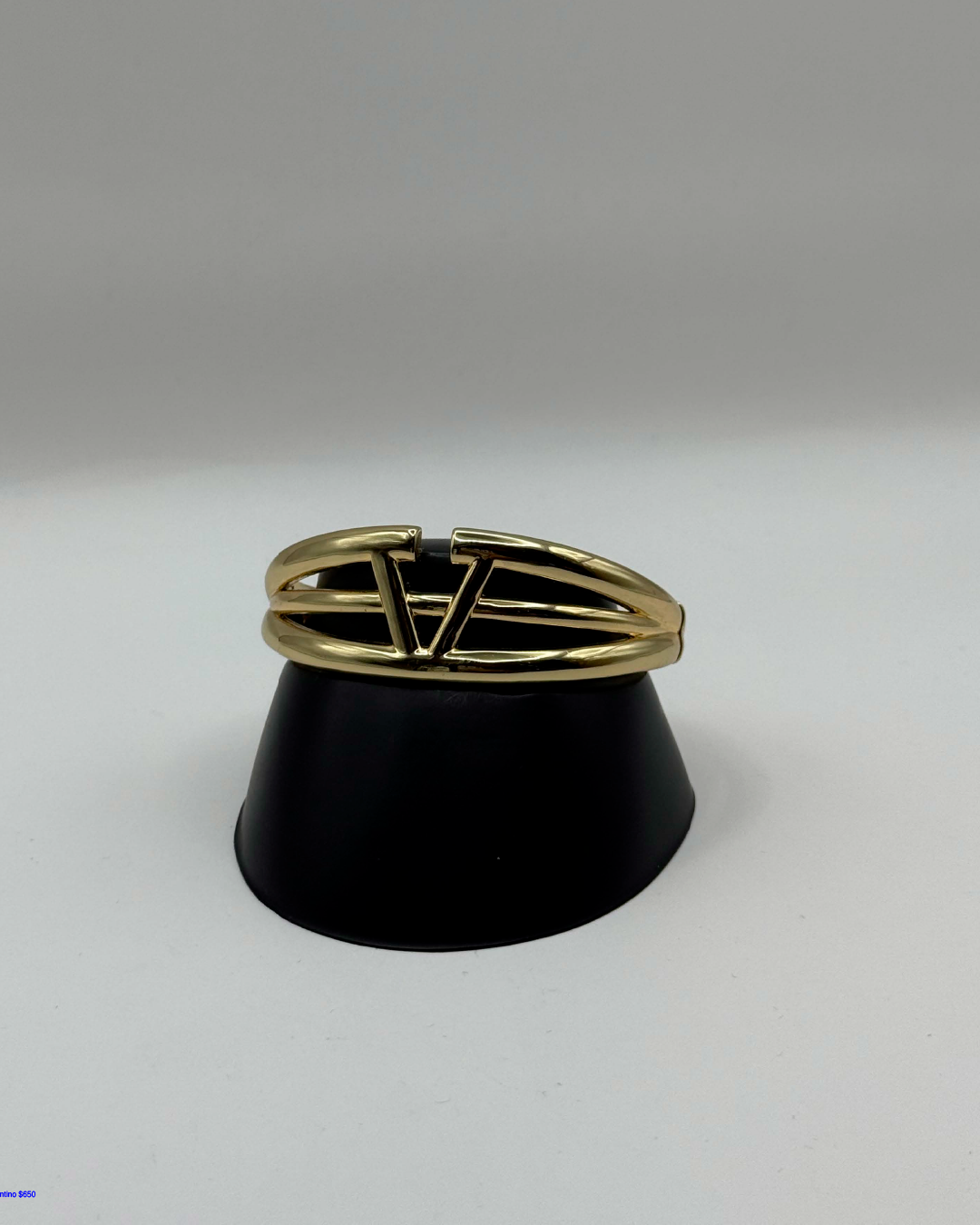 Brazalete Valentino Dorado