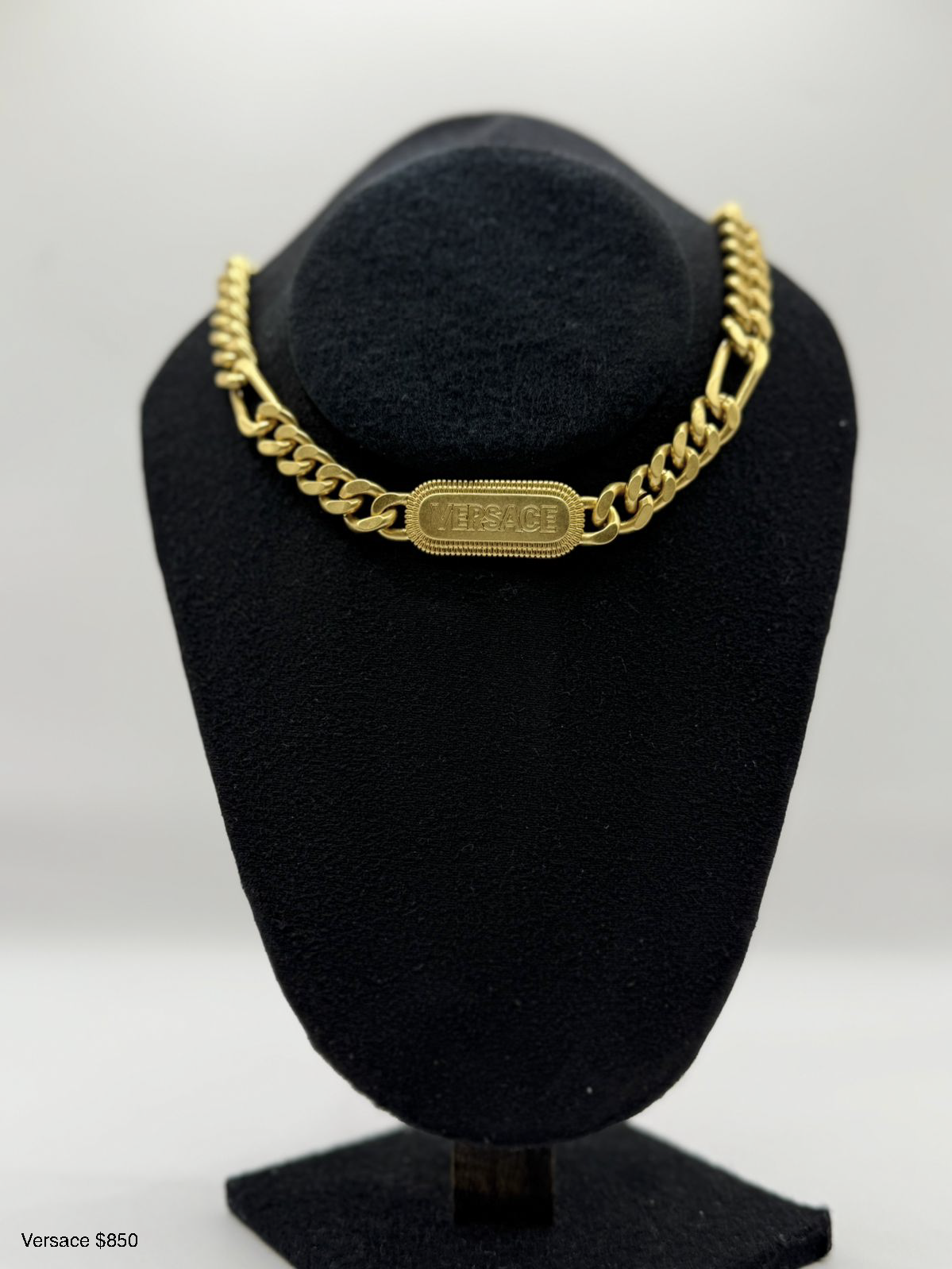Collar Grueso Versace Logo en placa
