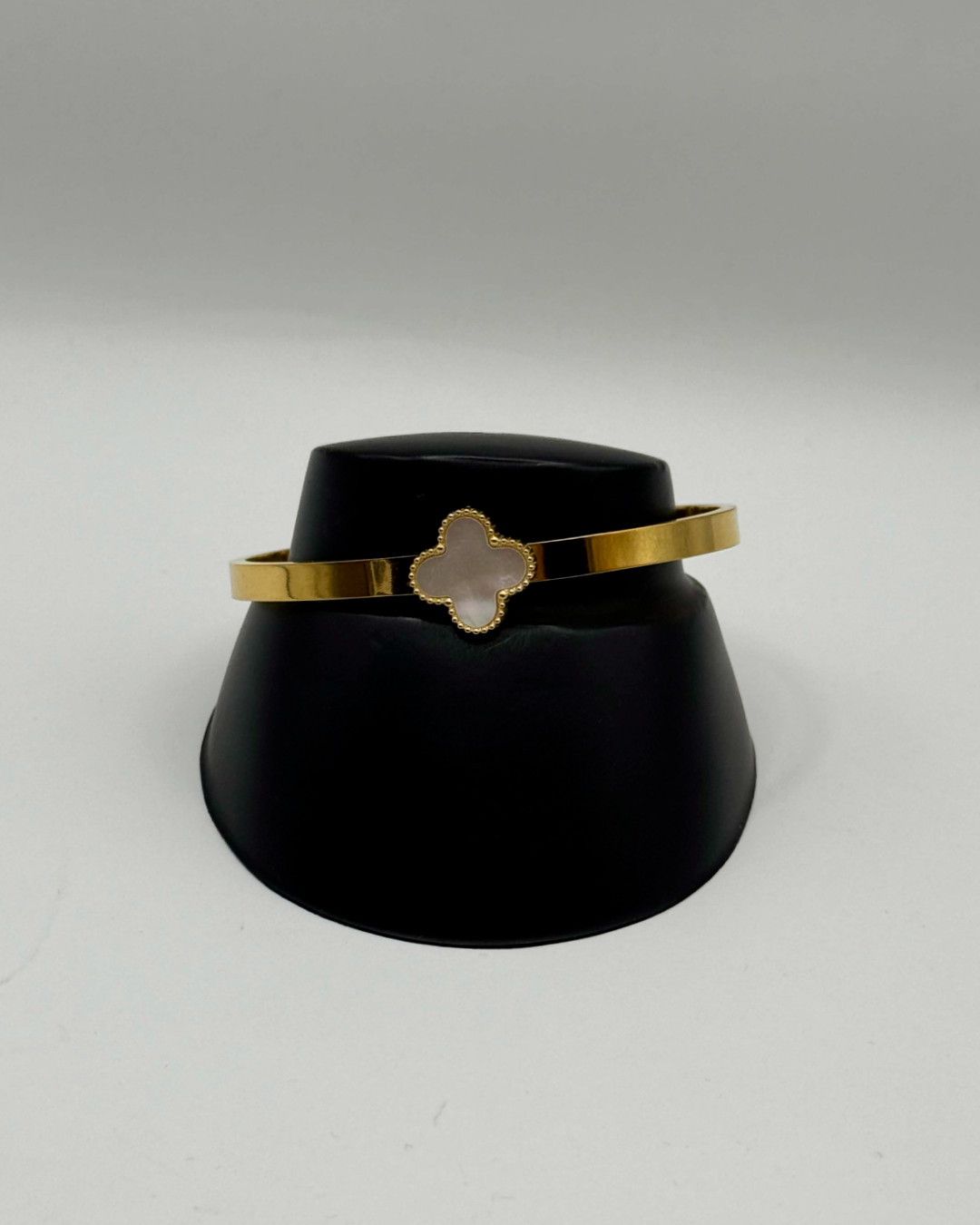 Brazalete Van Cleef Dorado
