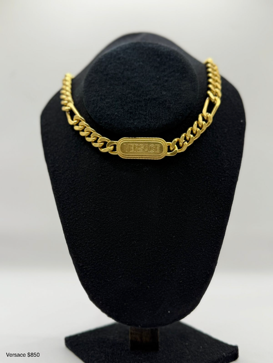 Collar Grueso Versace Logo en placa
