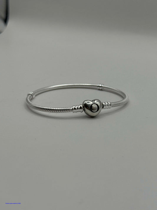 Pandora Plata esterlina Corazón Logo